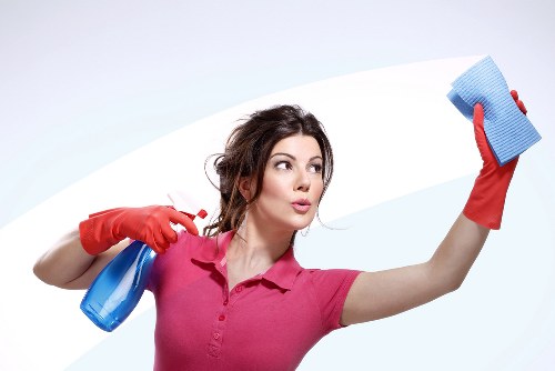 Deep cleaning service in Westkensington living room